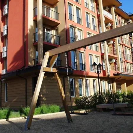 Sunny View Central Апартаменти *